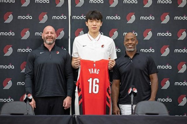 达人配资 微微一笑赢信任杨瀚森称做得不够好 比卢普斯: 哪里 做得很好